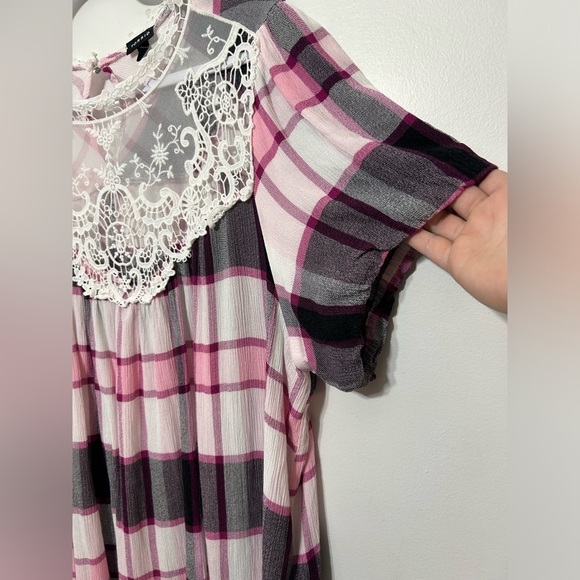 Torrid Plaid Crochet Lace Crinkle Gauze Blouse - Picture 7 of 13